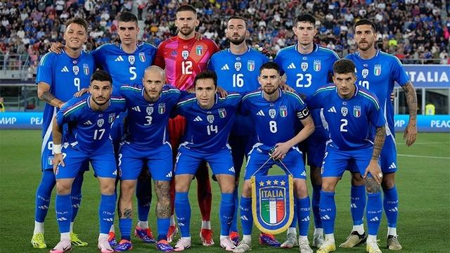 Paolo Maldini, İtalya Milli Takımı'nın yeni teknik direktörü olarak atandı