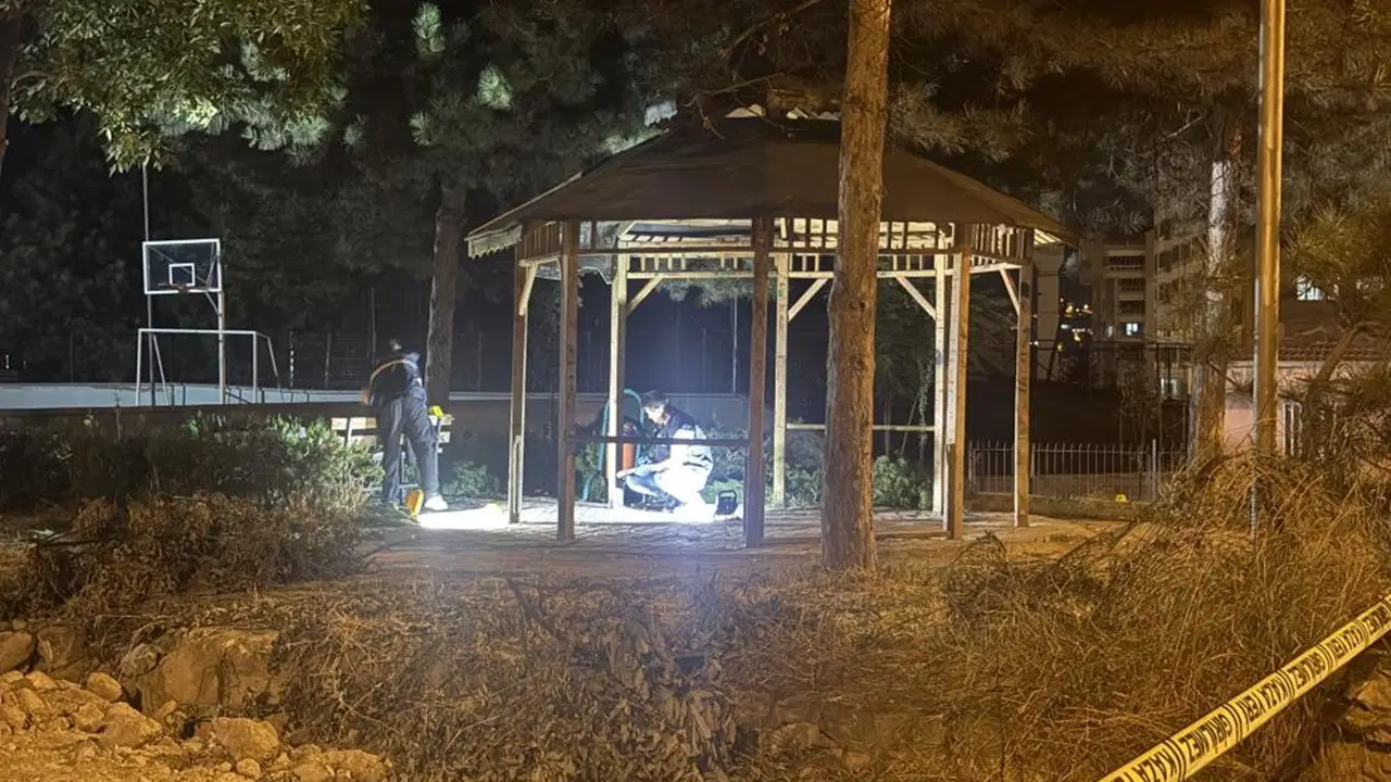 Hırka Verme Tartışması Kanlı Bitti: Bir Arkadaş İçin Üç Kez Bıçaklandı