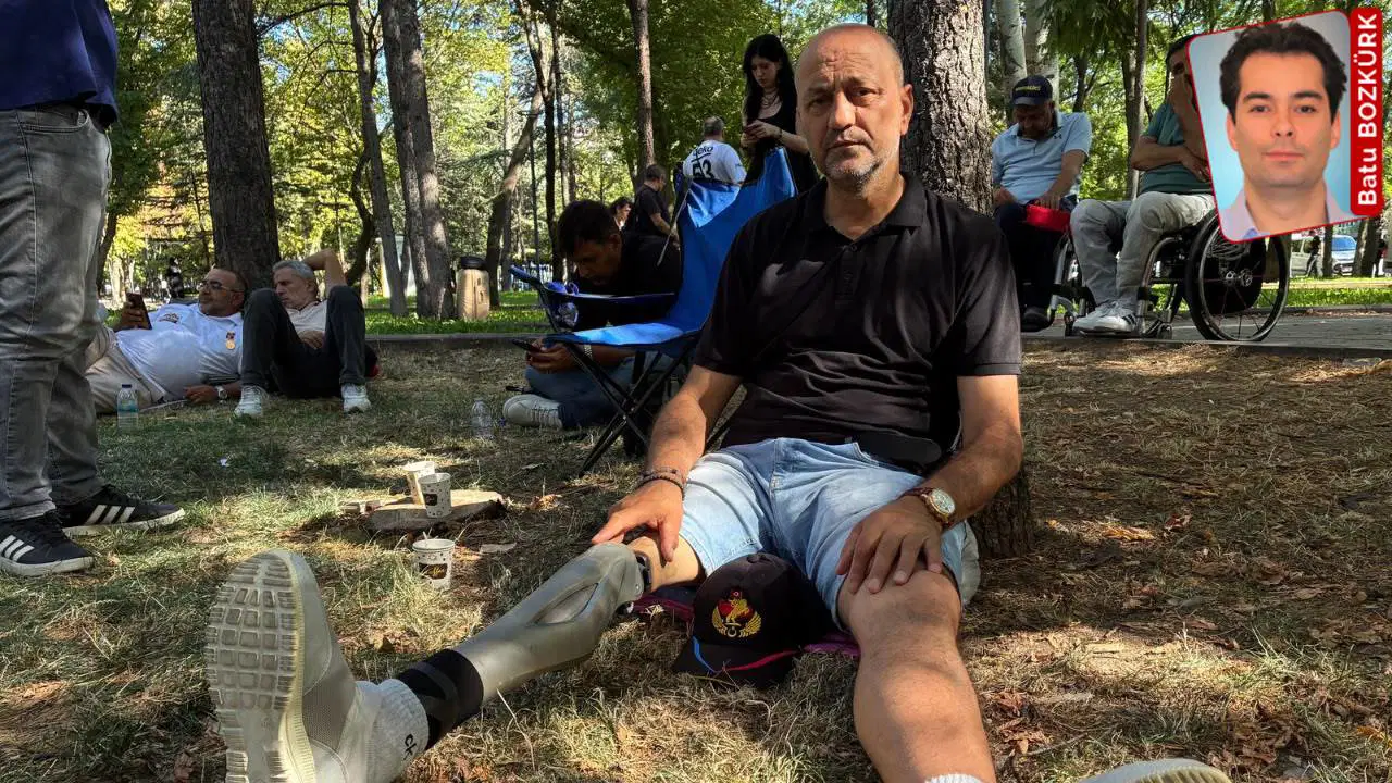 Eylemlerini Kurtuluş Parkı’na taşıyan gaziler yurttaşlara seslendi: ‘Sizin evladınızız, desteğe gelin’