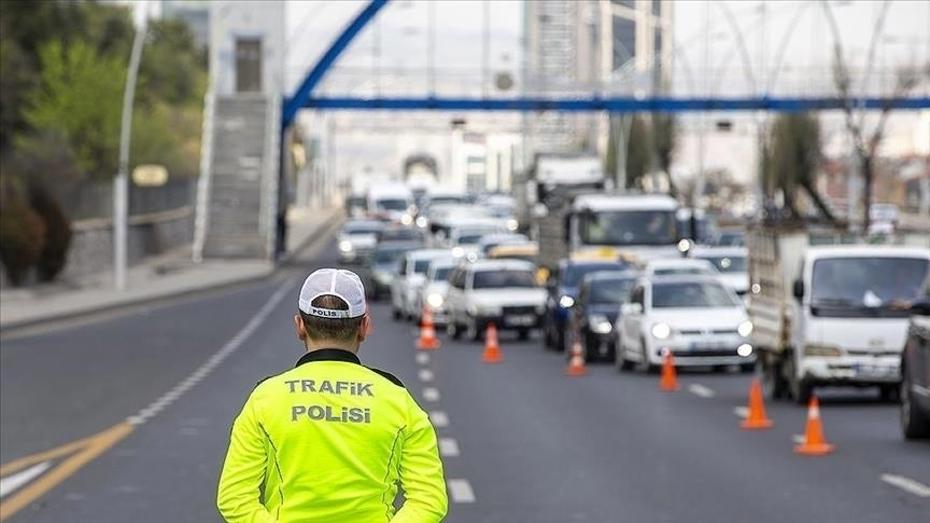 Ankara'da Gün İçinde Trafik Kontrolleri ve Yolların Kapanması
