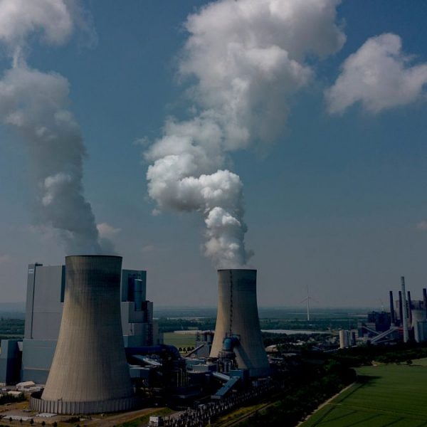 Rapor: AB'nin fosil yakıtlara bağımlılığı rekor seviyelere düştü