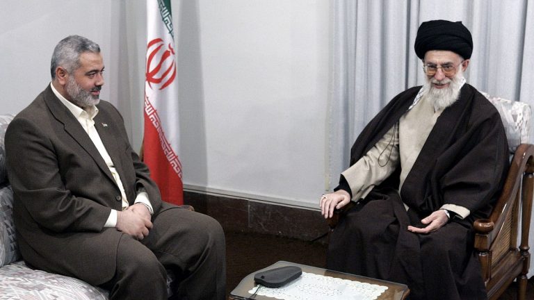 Hamaney, Haniye suikastına yanıt olarak İsrail'e doğrudan saldırı emri verdi: İranlı yetkililer