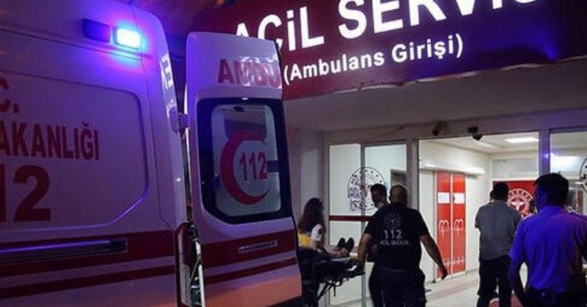 Konya'da ağaca çarpan otomobilde 2 çocuk hayatını kaybetti – Son Dakika Türkiye Haberleri