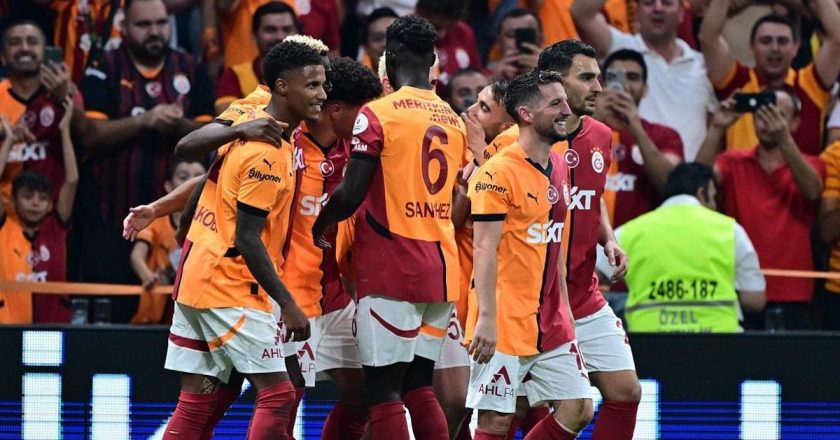 Galatasaray, Çaykur Rizespor'a gol attı