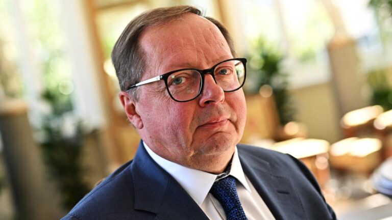 Rusya İngiltere’yi ‘vekalet savaşı’ yürütmekle suçladı