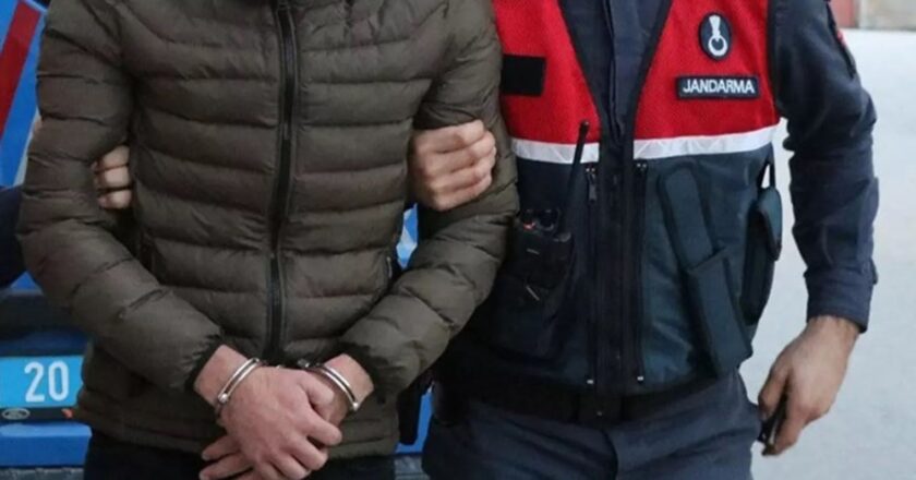 50 milyon TL işlem hacmi! Adreslere baskın düzenlendi … Hakkari'de “Yasadışı Bahis” Operasyonu: 3 Gözaltı – Trürkiye Haberleri Son Dakika