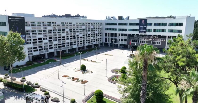 Muhittin Böcek Zuhal Böcek'in gelini tutuklandı