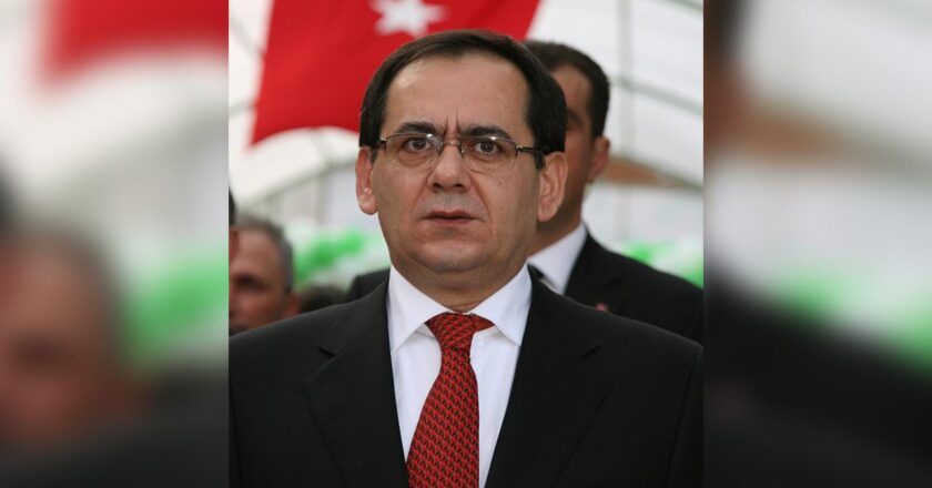 Eski Bayındırlık Bakanı ve Mustafa Yerleşimi Demir hayatını kaybetti