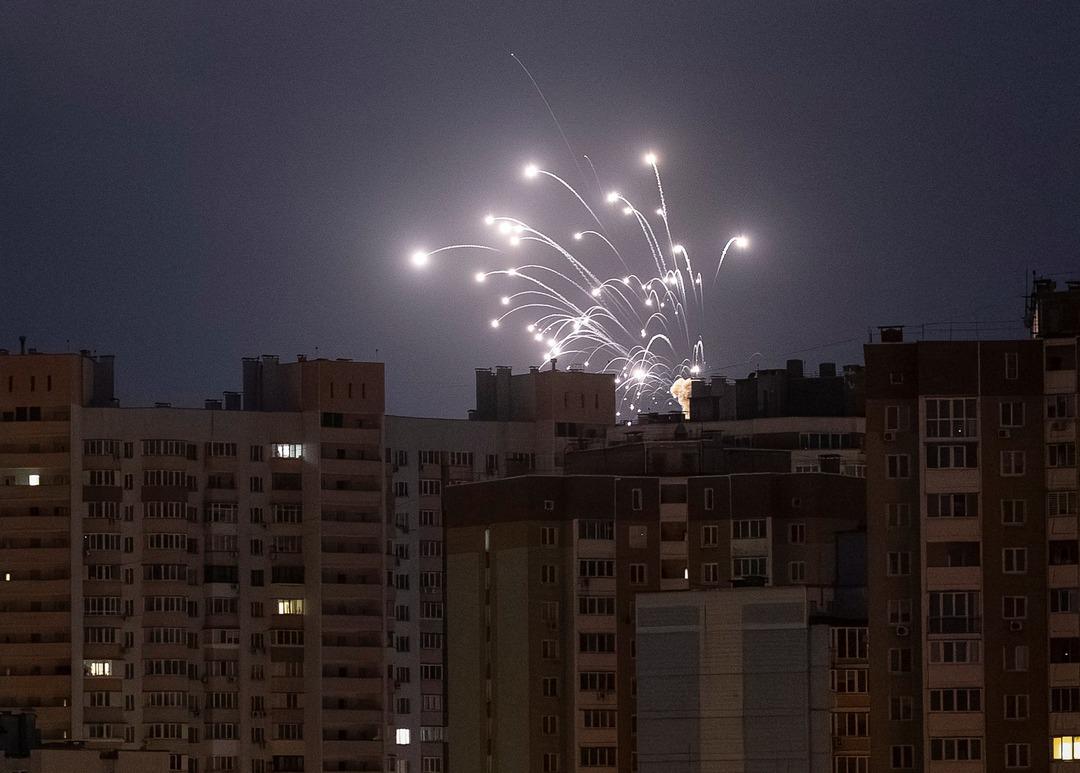 Taş başkentte taşta değil! Dünya şu görüntülerden bahsediyor: Kiev, Rusya'nın 12 saat boyunca füze yağdığı Harabeler 6'ya döndü.