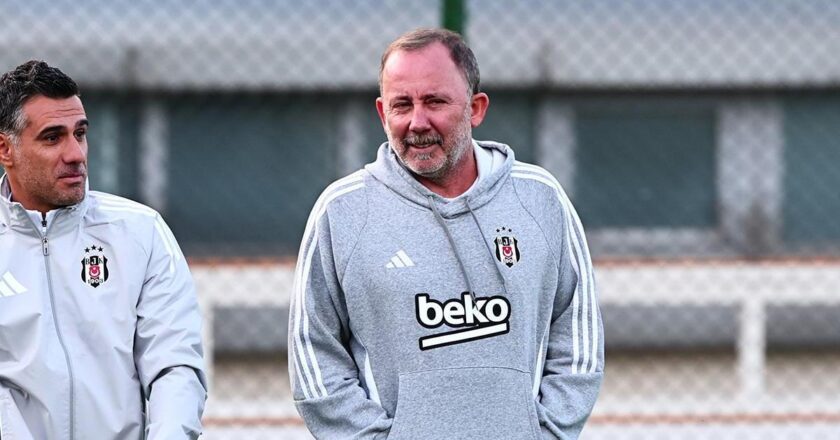 Milli aradan sonra Beşiktaş'ı zorlu maçlar bekliyor