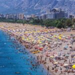 Turizmde hedef 64 milyar dolar