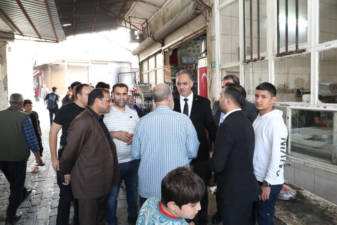 Her zaman gizemli bir hayırsever gibi davrandı! Bu sefer belediye başkanı yaptı: Defteri aldı ve tüm borçları sildi... 3