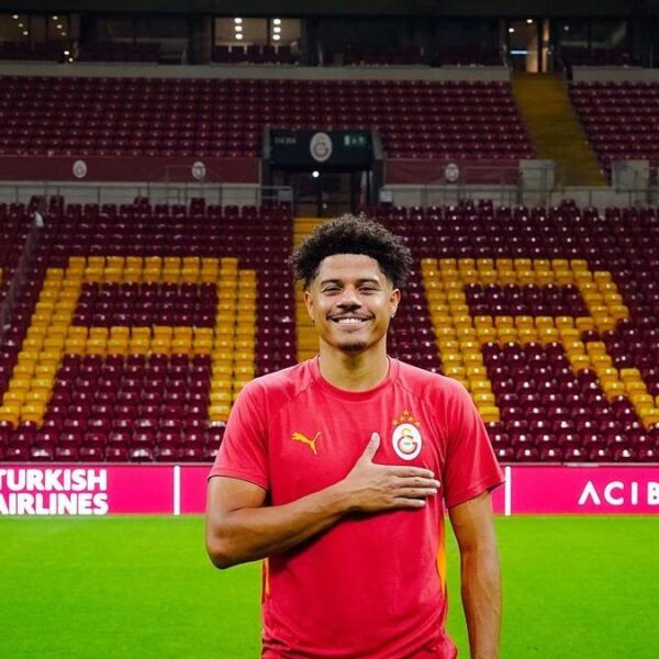 İlk ayrılık Galatasaray'ın kapısında! Okan Buruk şampiyonluk biletini kesti
